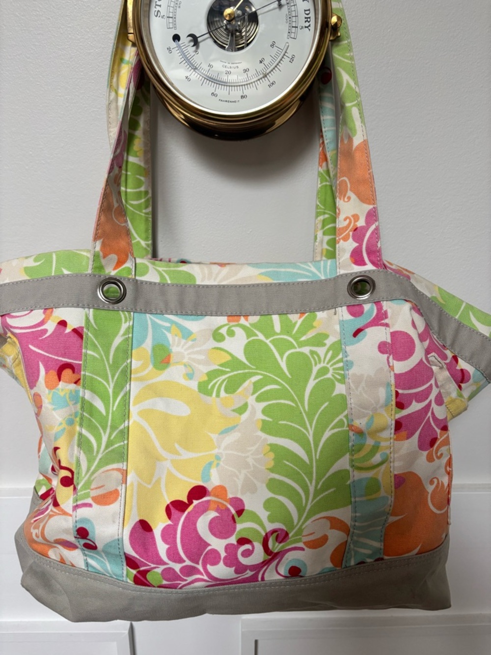 Thirty-One brand Ya-Ya or Large Pool/Boat tote bag